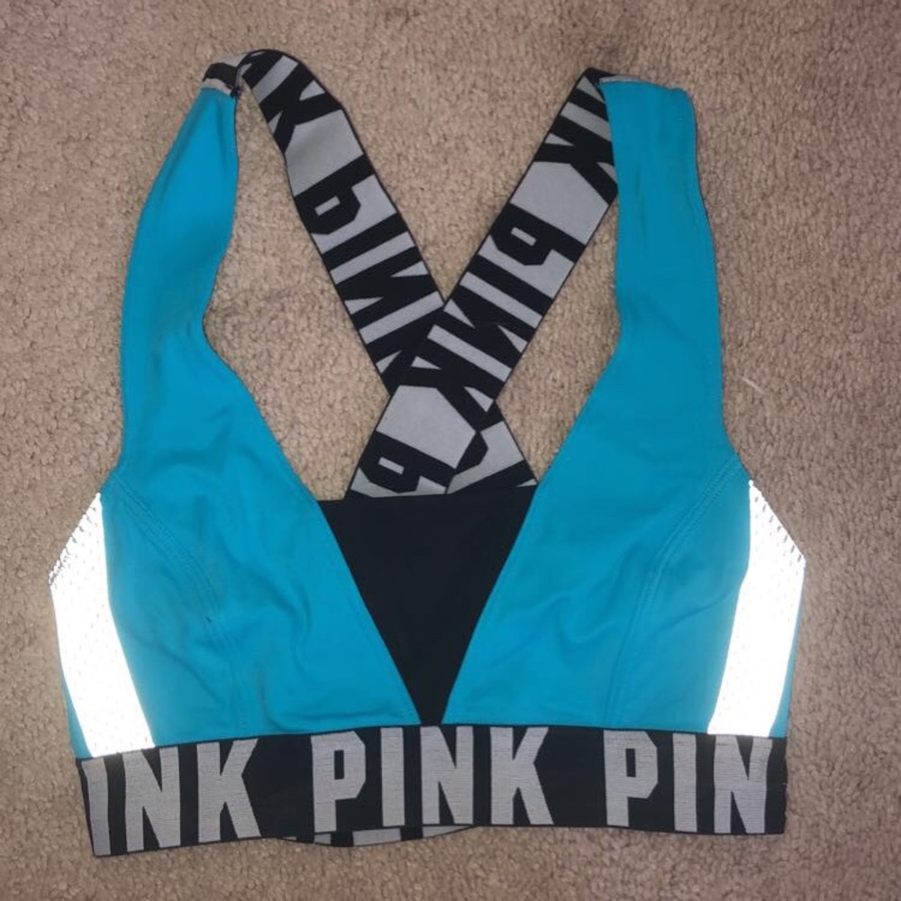 Victoria’s Secret/Pink sports bra